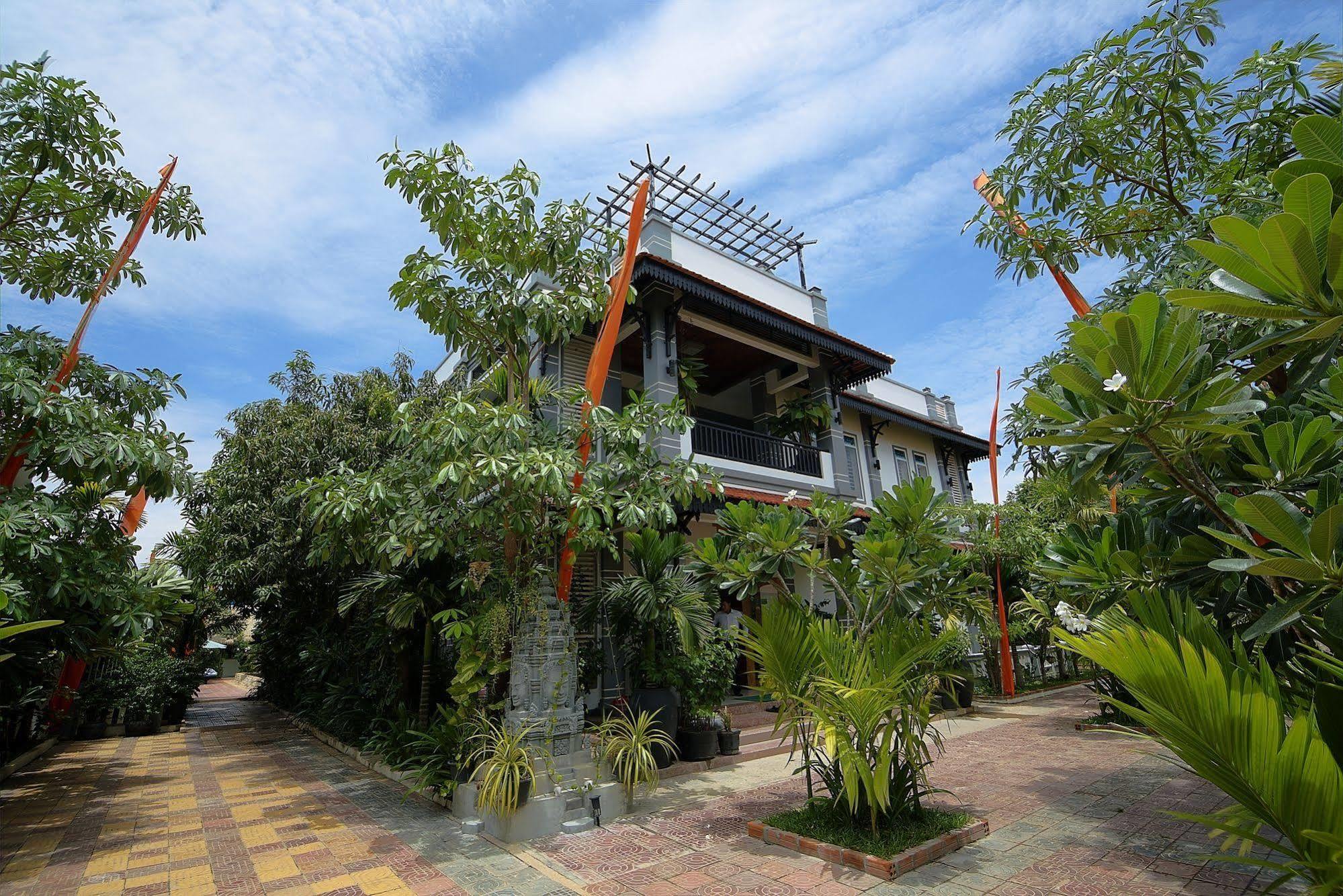 Mango Rain Boutique Hotel Siem Reap Exterior photo